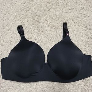 VS T-Shirt Lightly Lined Wireless Bra